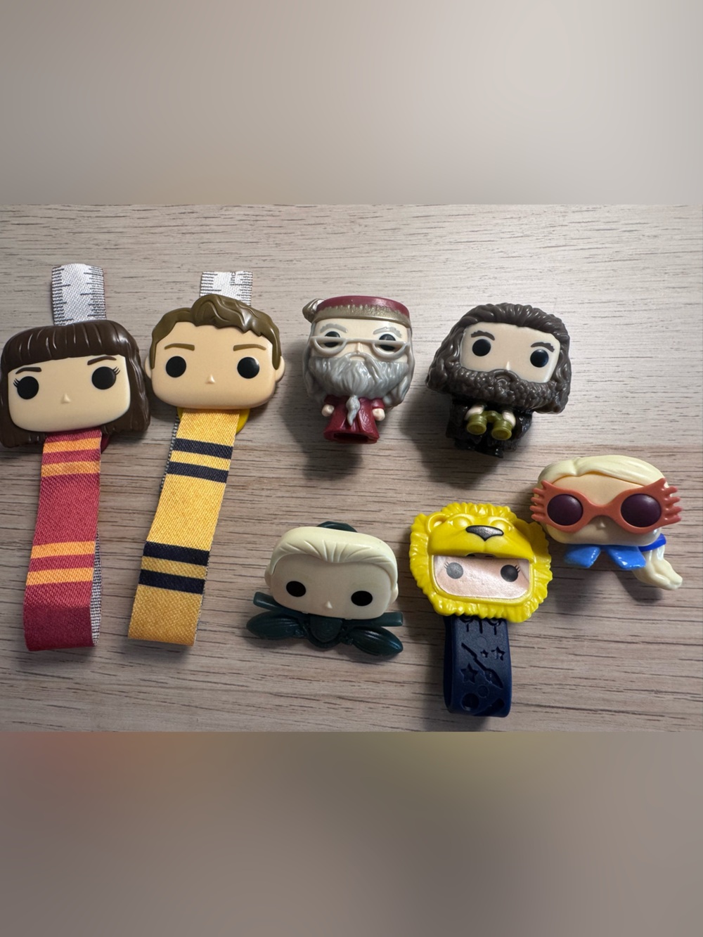 Harry Potter Kinder Joy Toy Lot Dumbledore Hagrid Accessories
